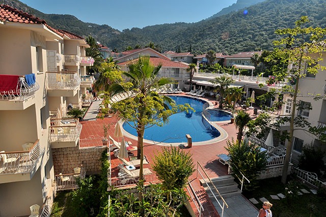 Üç kişilik Oda Yatak Odası